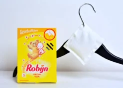 Robijn Geurbuiltjes Zwitsal 1 X 3 Stuks - Geur- Geurbuiltjes- Geurzakjes Voor In De Kledingkast -Wasbenodigdheden Winkel 1200x865 2